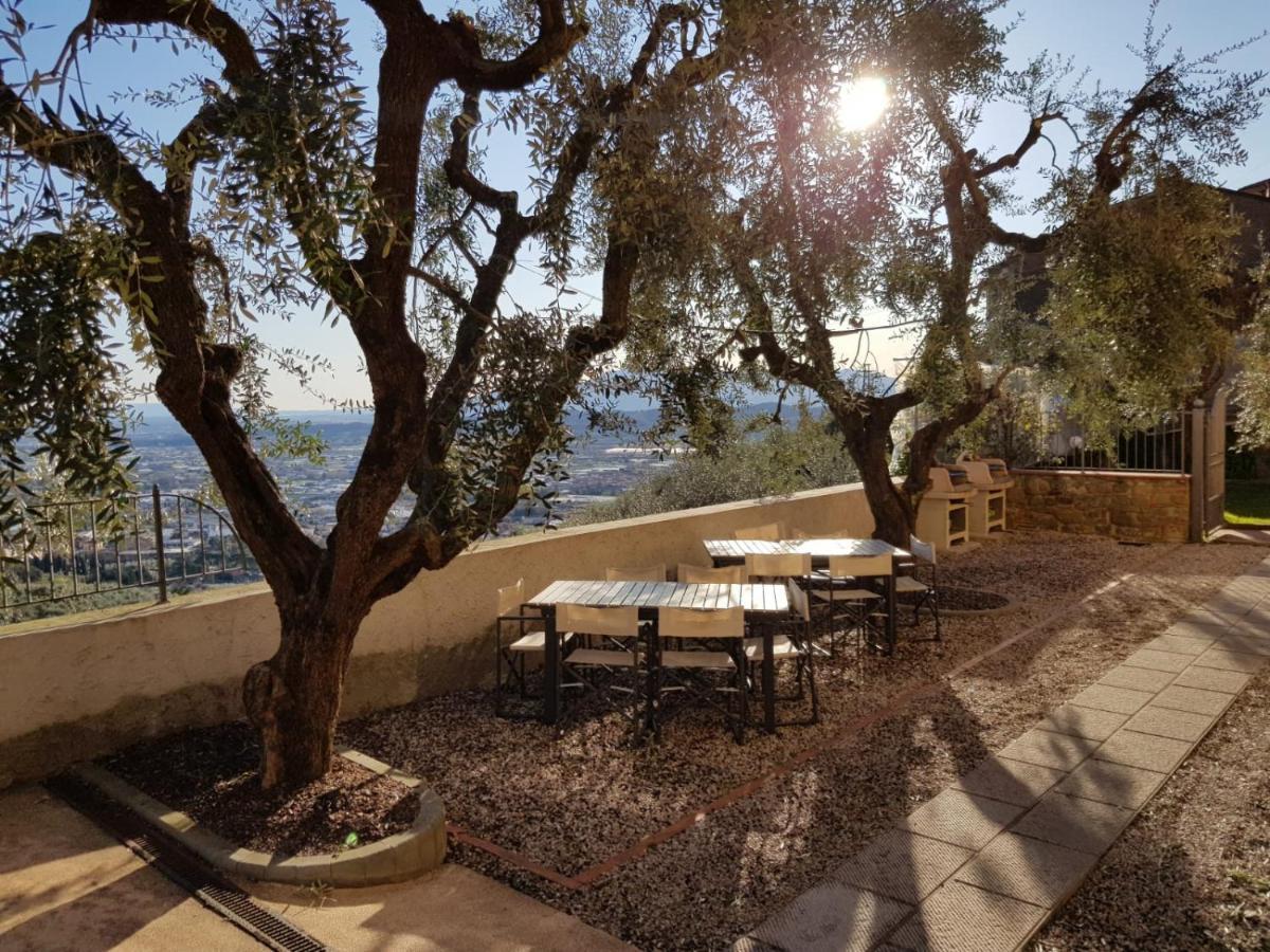 Holiday Home Il Borgo Degli Agrumi Uzzano Bagian luar foto