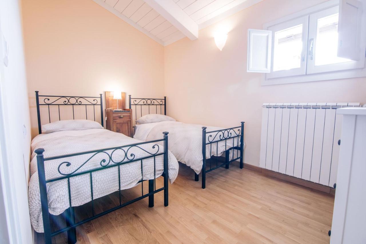 Holiday Home Il Borgo Degli Agrumi Uzzano Bagian luar foto