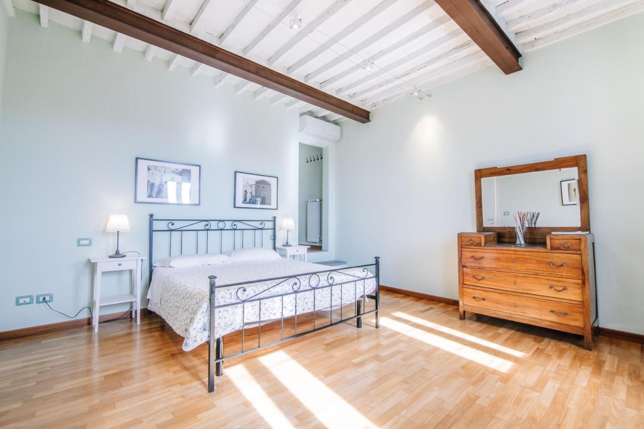 Holiday Home Il Borgo Degli Agrumi Uzzano Bagian luar foto