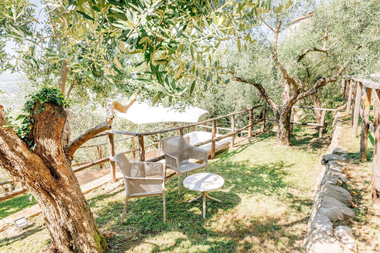 Holiday Home Il Borgo Degli Agrumi Uzzano Bagian luar foto