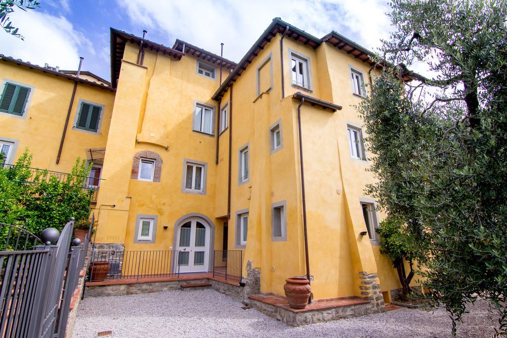 Holiday Home Il Borgo Degli Agrumi Uzzano Bagian luar foto