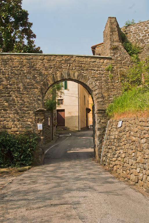 Holiday Home Il Borgo Degli Agrumi Uzzano Bagian luar foto