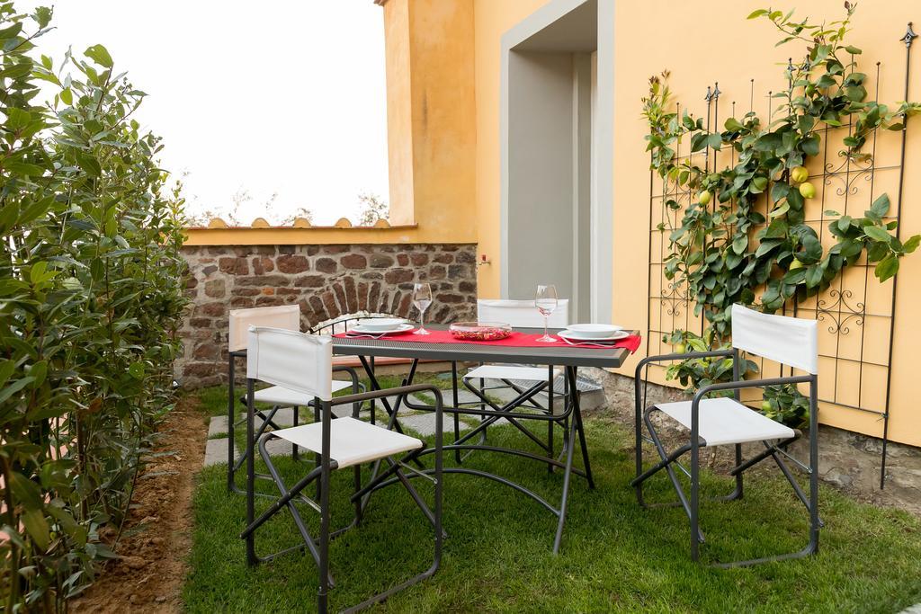 Holiday Home Il Borgo Degli Agrumi Uzzano Bagian luar foto