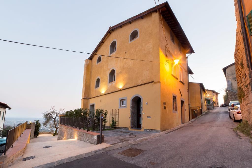 Holiday Home Il Borgo Degli Agrumi Uzzano Bagian luar foto